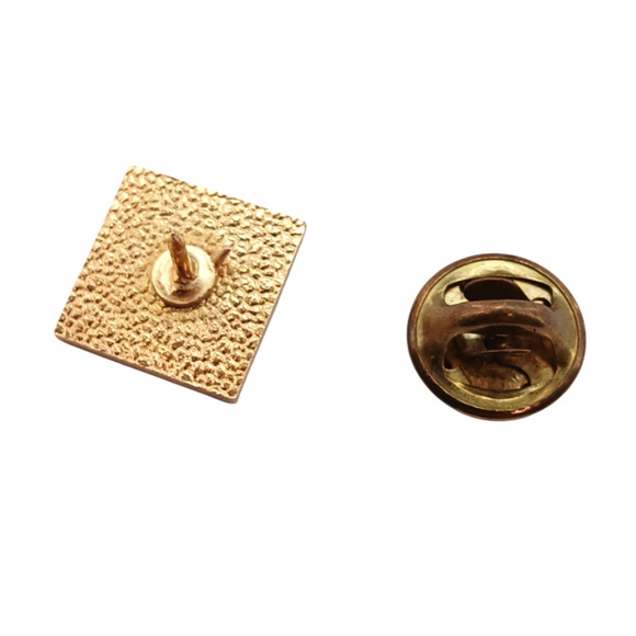 Boeing 757 Collectible Lapel Pin Gold Tone Sparkling Airplane Trading Pin - Picture 7 of 8